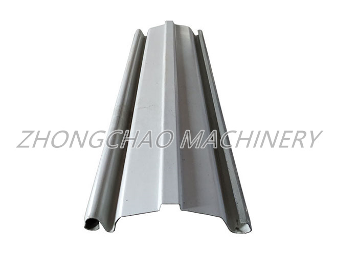 Automatic-shutter-door-making-roll-forming-machine-made-in-China-5.jpg Automatic-shutter-door-making-roll-forming-machine-made-in-China-5.jpg