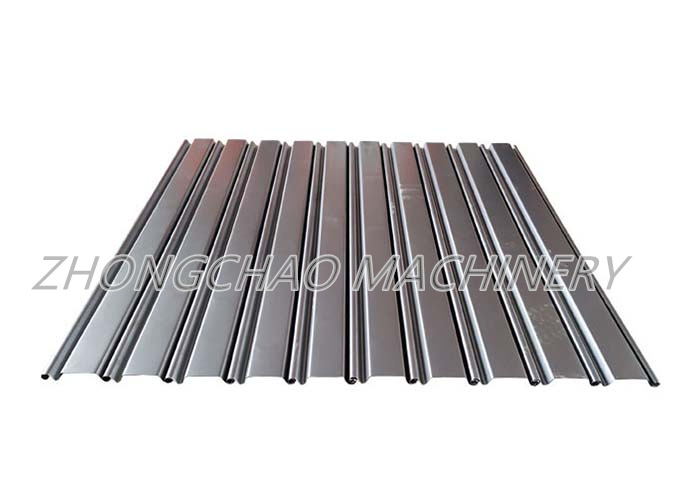 High-quality-low-price-rolling-shutter-door-roll-forming-machine-5.jpg High-quality-low-price-rolling-shutter-door-roll-forming-machine-5.jpg